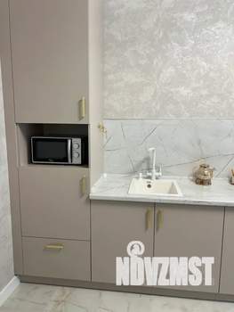 1-к квартира, посуточно, 45м2, 6/24 этаж