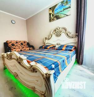 1-к квартира, посуточно, 39м2, 8/17 этаж