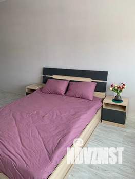 1-к квартира, посуточно, 37м2, 13/16 этаж