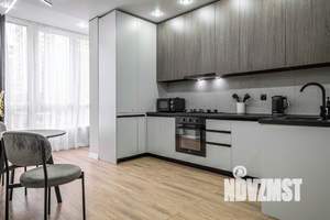 1-к квартира, посуточно, 37м2, 1/1 этаж