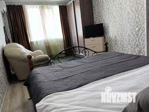 1-к квартира, посуточно, 37м2, 1/1 этаж