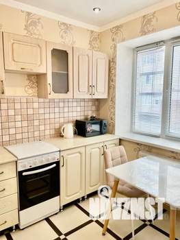 1-к квартира, посуточно, 38м2, 2/9 этаж