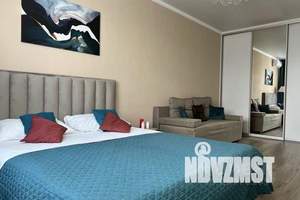 1-к квартира, посуточно, 37м2, 4/19 этаж