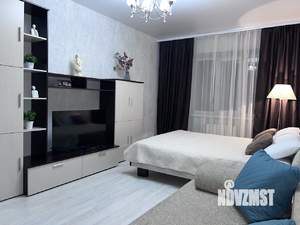 1-к квартира, посуточно, 43м2, 4/9 этаж