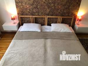 2-к квартира, посуточно, 49м2, 1/5 этаж