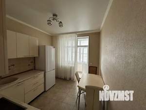 1-к квартира, посуточно, 42м2, 6/16 этаж