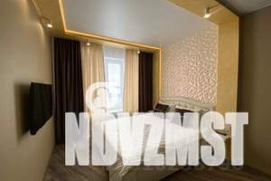 1-к квартира, посуточно, 35м2, 16/18 этаж