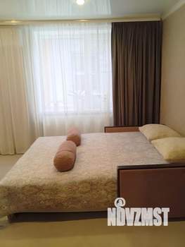 2-к квартира, посуточно, 44м2, 1/1 этаж