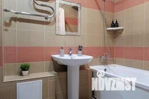 1-к квартира, посуточно, 37м2, 3/10 этаж