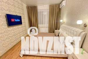 1-к квартира, посуточно, 42м2, 1/18 этаж