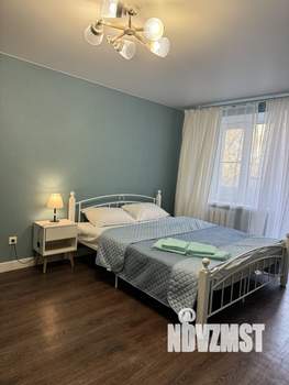 1-к квартира, посуточно, 34м2, 3/5 этаж