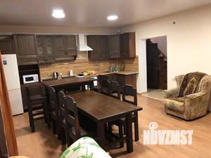 2-к квартира, посуточно, 79м2, 1/2 этаж