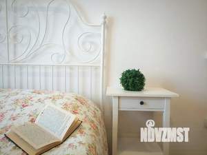 1-к квартира, посуточно, 35м2, 8/16 этаж