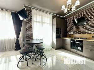 Студия квартира, посуточно, 35м2, 2/18 этаж