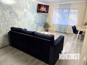 3-к квартира, посуточно, 54м2, 1/1 этаж