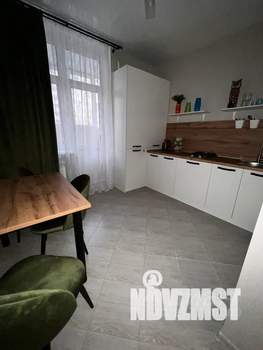 1-к квартира, посуточно, 36м2, 8/18 этаж