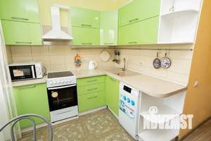 Студия квартира, посуточно, 32м2, 5/16 этаж