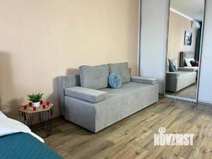 1-к квартира, посуточно, 37м2, 1/1 этаж