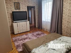 1-к квартира, посуточно, 60м2, 1/2 этаж