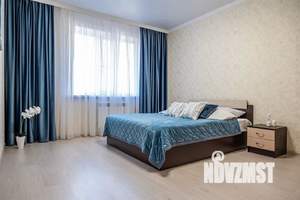 2-к квартира, посуточно, 64м2, 4/17 этаж