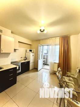 2-к квартира, посуточно, 61м2, 1/12 этаж