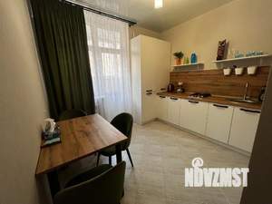 1-к квартира, посуточно, 37м2, 1/1 этаж