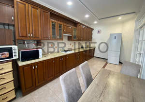 3-к квартира, на длительный срок, 110м2, 3/6 этаж