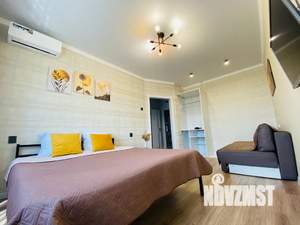 1-к квартира, посуточно, 38м2, 8/18 этаж