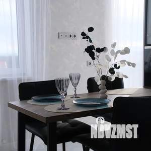 2-к квартира, посуточно, 60м2, 20/24 этаж