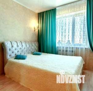 1-к квартира, посуточно, 30м2, 18/18 этаж