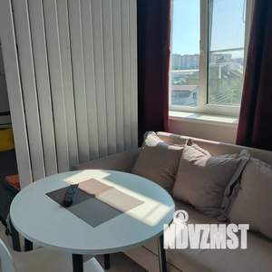 Студия квартира, посуточно, 30м2, 3/9 этаж