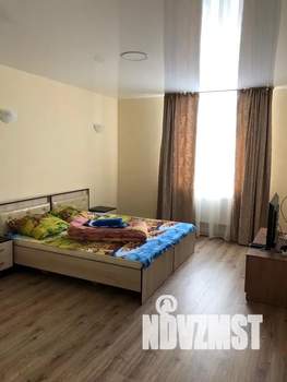 2-к квартира, посуточно, 79м2, 1/2 этаж