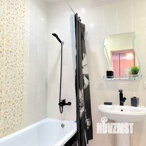 1-к квартира, посуточно, 40м2, 2/18 этаж