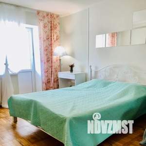 1-к квартира, посуточно, 33м2, 4/5 этаж