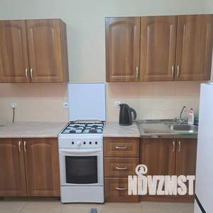 1-к квартира, посуточно, 40м2, 11/16 этаж