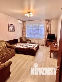 2-к квартира, посуточно, 61м2, 1/12 этаж