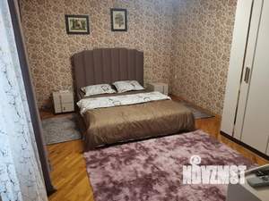 1-к квартира, посуточно, 60м2, 1/2 этаж