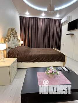 1-к квартира, посуточно, 38м2, 2/16 этаж