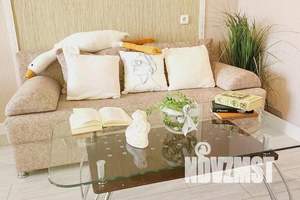 1-к квартира, посуточно, 44м2, 2/18 этаж