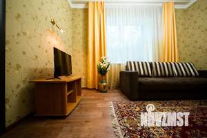 2-к квартира, посуточно, 76м2, 1/4 этаж