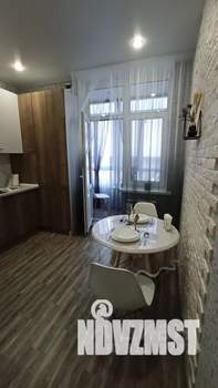 1-к квартира, посуточно, 43м2, 17/18 этаж