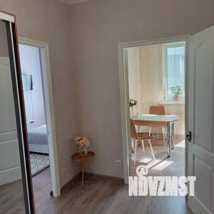 1-к квартира, посуточно, 37м2, 4/7 этаж