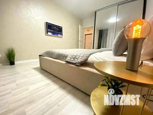 1-к квартира, посуточно, 44м2, 3/8 этаж