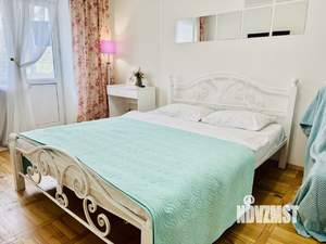 1-к квартира, посуточно, 33м2, 4/5 этаж