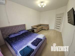 1-к квартира, посуточно, 39м2, 1/1 этаж