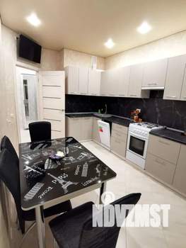 2-к квартира, посуточно, 50м2, 12/18 этаж