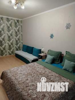 1-к квартира, посуточно, 40м2, 11/16 этаж