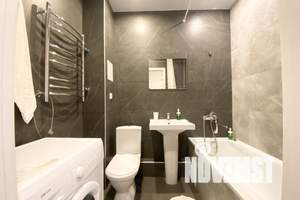 1-к квартира, посуточно, 37м2, 13/16 этаж