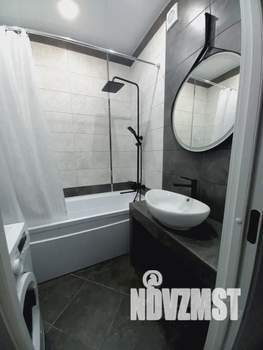 2-к квартира, посуточно, 53м2, 1/18 этаж