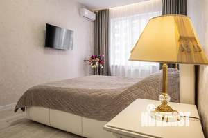 1-к квартира, посуточно, 40м2, 6/23 этаж